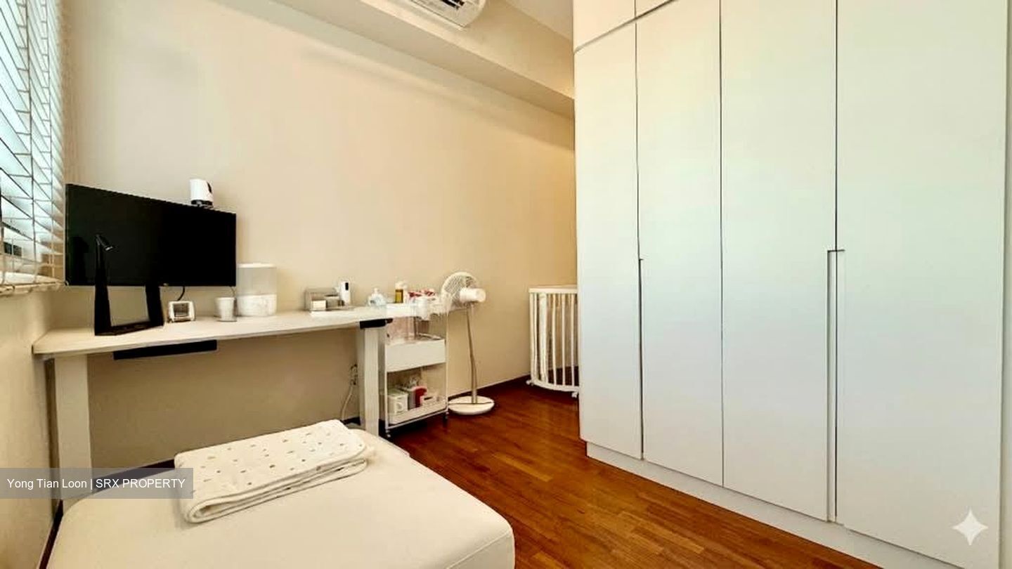 Thomson Three (D20), Apartment #560912551